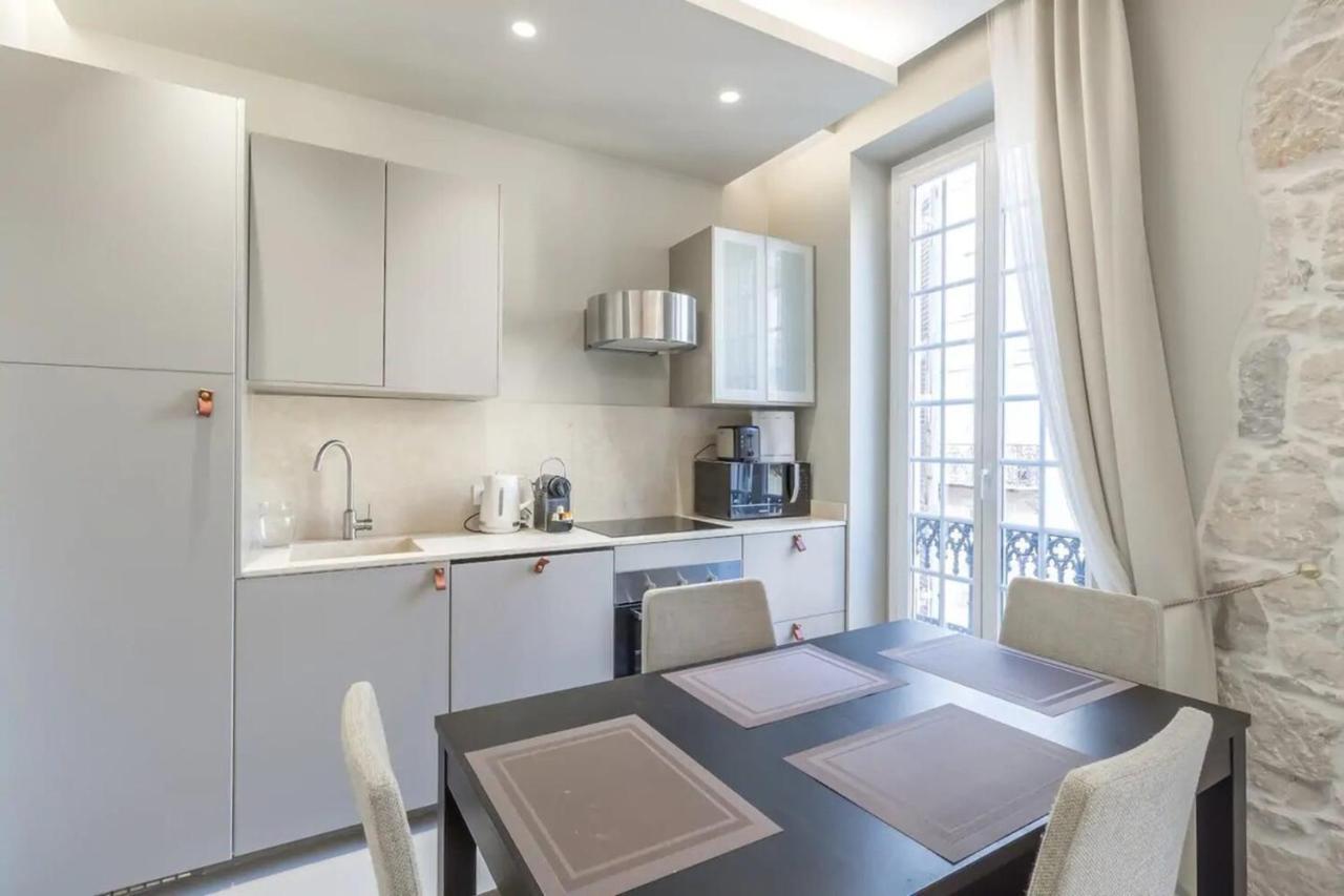 Private Apartment Located In The "Carre D'Or Nice" Exterior foto